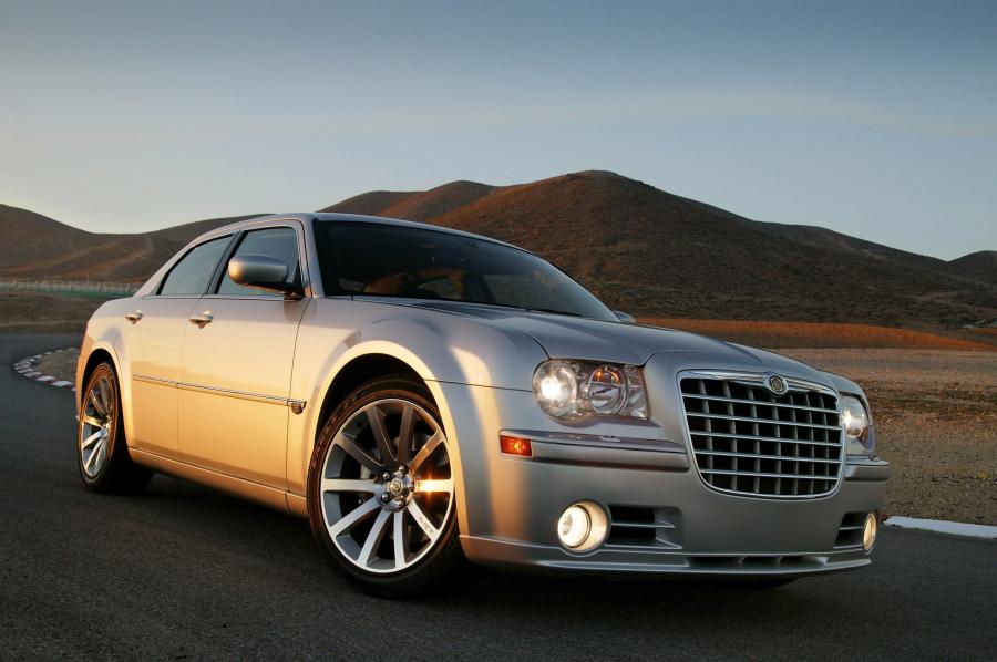  Chrysler 300C SRT8 2004 года  (EU) (фото 31 из 47)